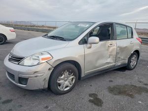 Nissan Versa S 1.8L 4 2012