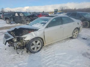 Toyota Camry BASE 2.5L 4 2011