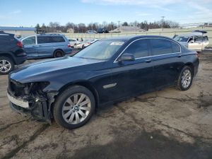 BMW 7 Series LXI 4.4L 8 2011