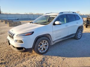 Jeep Cherokee LATITUDE 2.4L 4 2015
