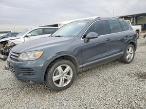 Volkswagen Touareg 3.0L 6 2014
