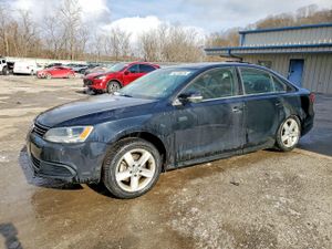 Volkswagen Jetta SE 1.8L 4 2014