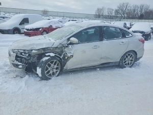 Ford Focus SE 2.0L 4 2015