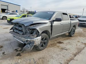RAM 1500 SLT 5.7L 8 2013