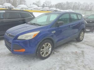 Ford Escape S 2.5L 4 2014
