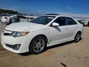 Toyota Camry BASE 2.5L 4 2012