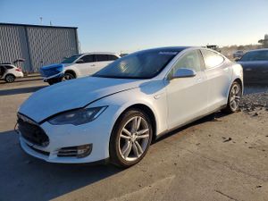 Tesla Model S 85 2015