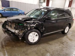 Toyota Highlander BASE 3.5L 6 2013
