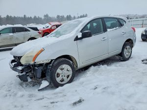 Nissan Rogue S 2.5L 4 2012