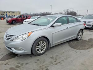 Hyundai Sonata GLS 2.4L 4 2013