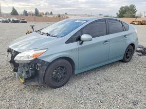 Toyota Prius 1.8L 4 2013