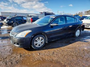 Nissan Altima BASE 2.5L 4 2010