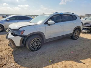 Volkswagen Taos SE 1.5L 4 2025