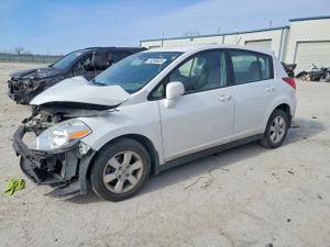 Nissan Versa S 1.8L 4 2012
