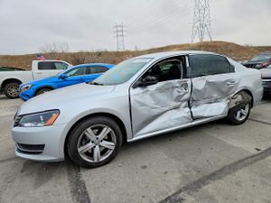 Volkswagen Passat SE 1.8L 4 2014
