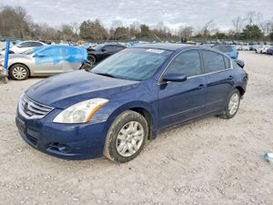 Nissan Altima BASE 2.5L 4 2010