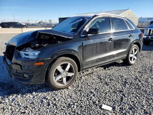 Audi Q3 PRESTIGE 2.0L 4 2015