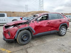 Toyota Rav4 LE 2.5L 4 2021