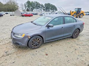 Volkswagen Jetta SE 2.5L 5 2013
