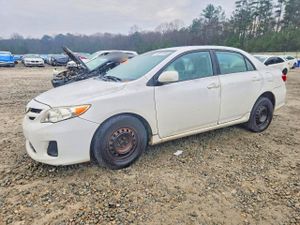 Toyota Corolla BASE 1.8L 4 2011