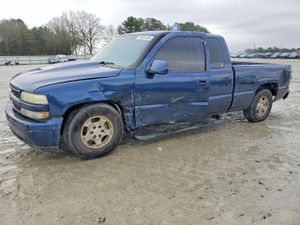 Chevrolet Silverado 1500 C1500 4.8L 8 2002