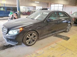 Mercedes-Benz E 350 4MATIC 3.5L 6 2014