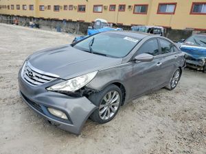 Hyundai Sonata SE 2.4L 4 2012