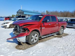 RAM 1500 SLT 5.7L 8 2015