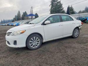 Toyota Corolla BASE 1.8L 4 2013