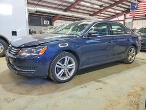 Volkswagen Passat SE 2 L 4 2015