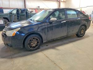 Ford Focus SE 2.0L 4 2011