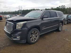 GMC Yukon DENALI 6.2L 8 2015