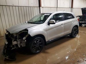Mitsubishi Outlander ES 2.0L 4 2014