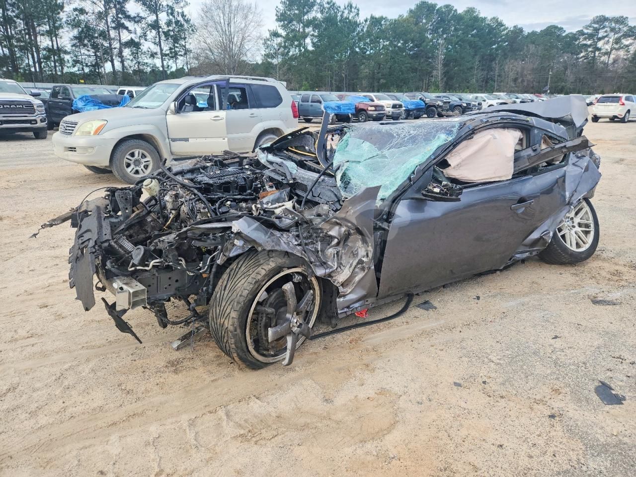 Infiniti Q60 3.7L 6 2014