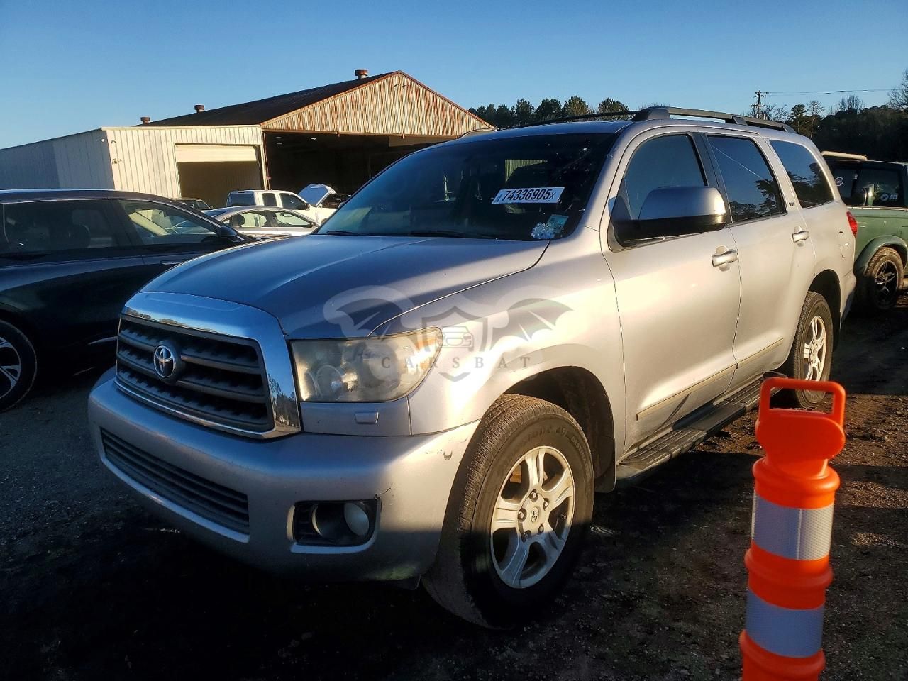 Toyota Sequoia SR5 5.7L 8 2012