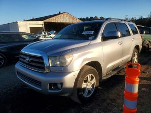 Toyota Sequoia SR5 5.7L 8 2012