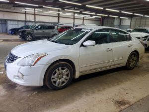 Nissan Altima BASE 2.5L 4 2012