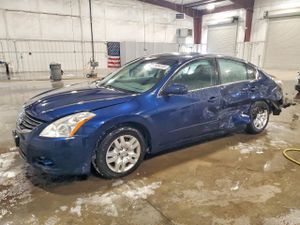 Nissan Altima BASE 2.5L 4 2010