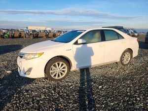 Toyota Camry HYBRID 2.5L 4 2013