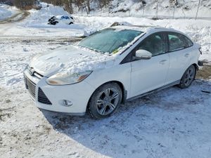 Ford Focus SE 2.0L 4 2014