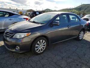 Toyota Corolla BASE 1.8L 4 2013