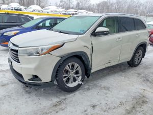 Toyota Highlander XLE 3.5L 6 2015
