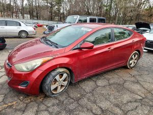 Hyundai Elantra GLS 1.8L 4 2013