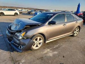 Toyota Camry L 2.5L 4 2013
