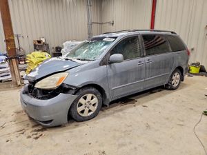 Toyota Sienna XLE 3.3L 6 2004