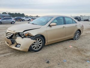 Toyota Camry BASE 2.5L 4 2010