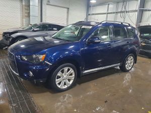 Mitsubishi Outlander SE 2.4L 4 2013