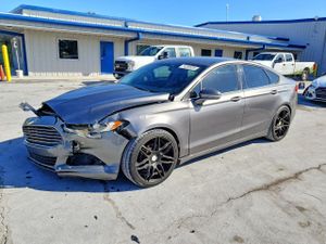 Ford Fusion SE 1.6L 4 2013