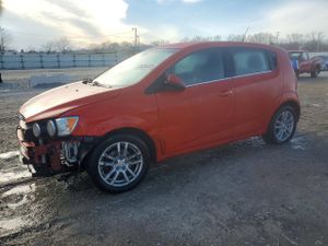 Chevrolet Aveo (Sonic) LT 1.8L 4 2013