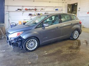 Ford C-series SEL 2.0L 4 2013